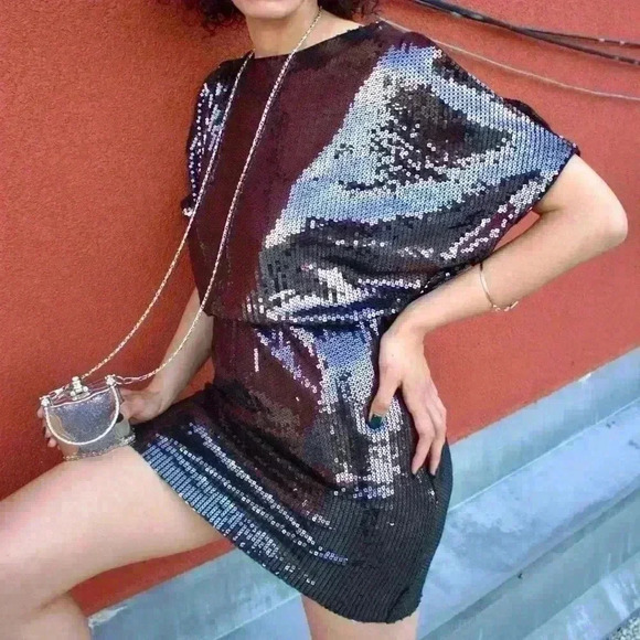 BA Nites by Melanie Lyne Sequins Mini Dress, Party-Ready Size 4, Glittery & Chic - Picture 4 of 16